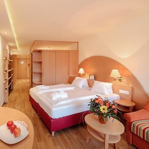 Deluxe Zimmer mit zwei Einzelbetten